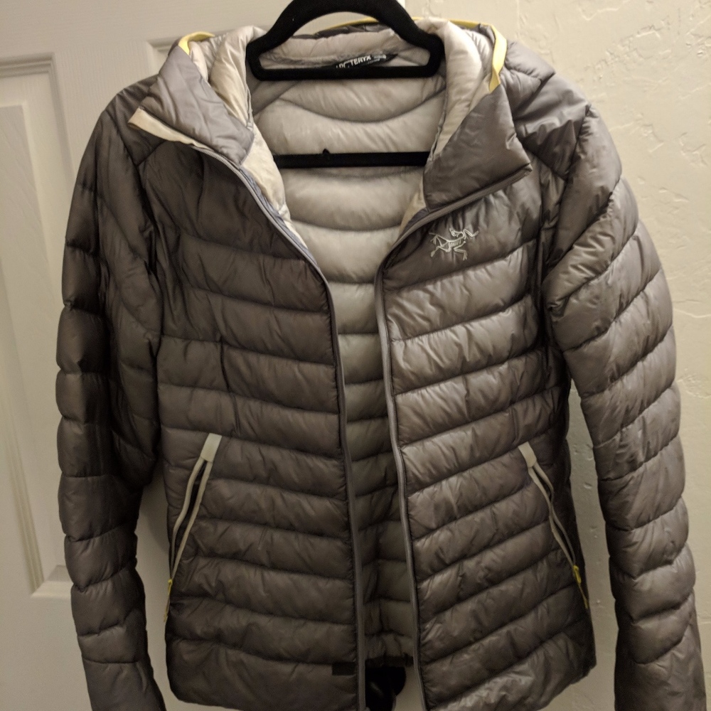 Women's Arc'teryx Down Puffy Jacket - Medium